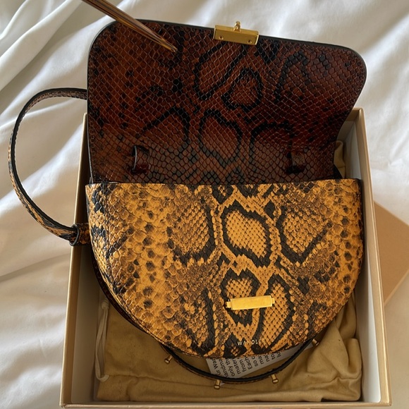 Belt bag - Picture 3 of 5